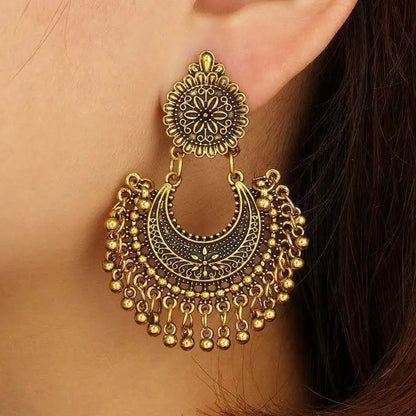 Antique Chandbali Earrings – Timeless Elegance with Every Twirl! 💃✨