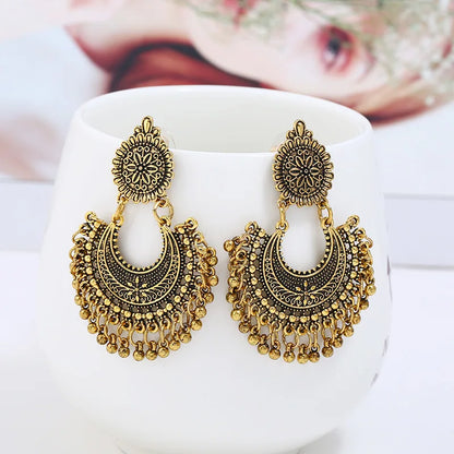 Antique Chandbali Earrings – Timeless Elegance with Every Twirl! 💃✨