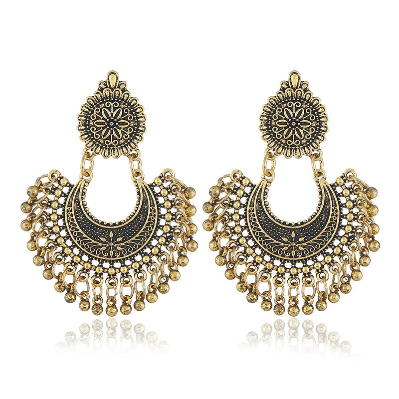 Antique Chandbali Earrings – Timeless Elegance with Every Twirl! 💃✨