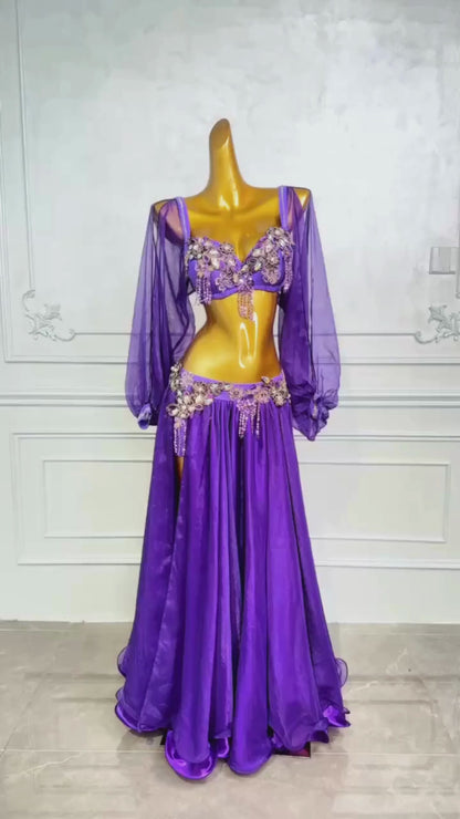 Elegant 2-Piece Bellydance Costume – Rhinestone Bra & Flowing Skirt